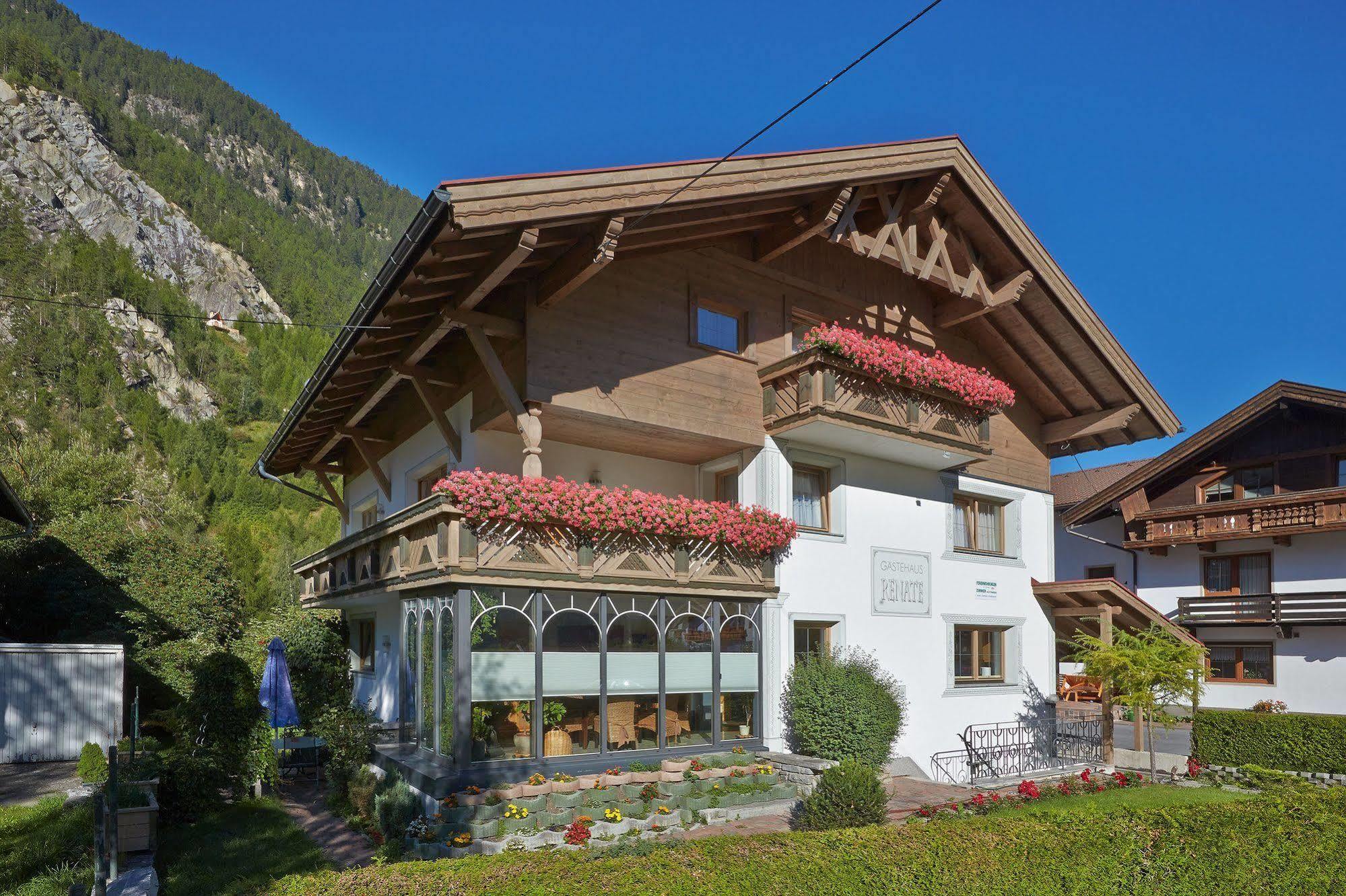 Gästehaus Renate Längenfeld Exterior foto